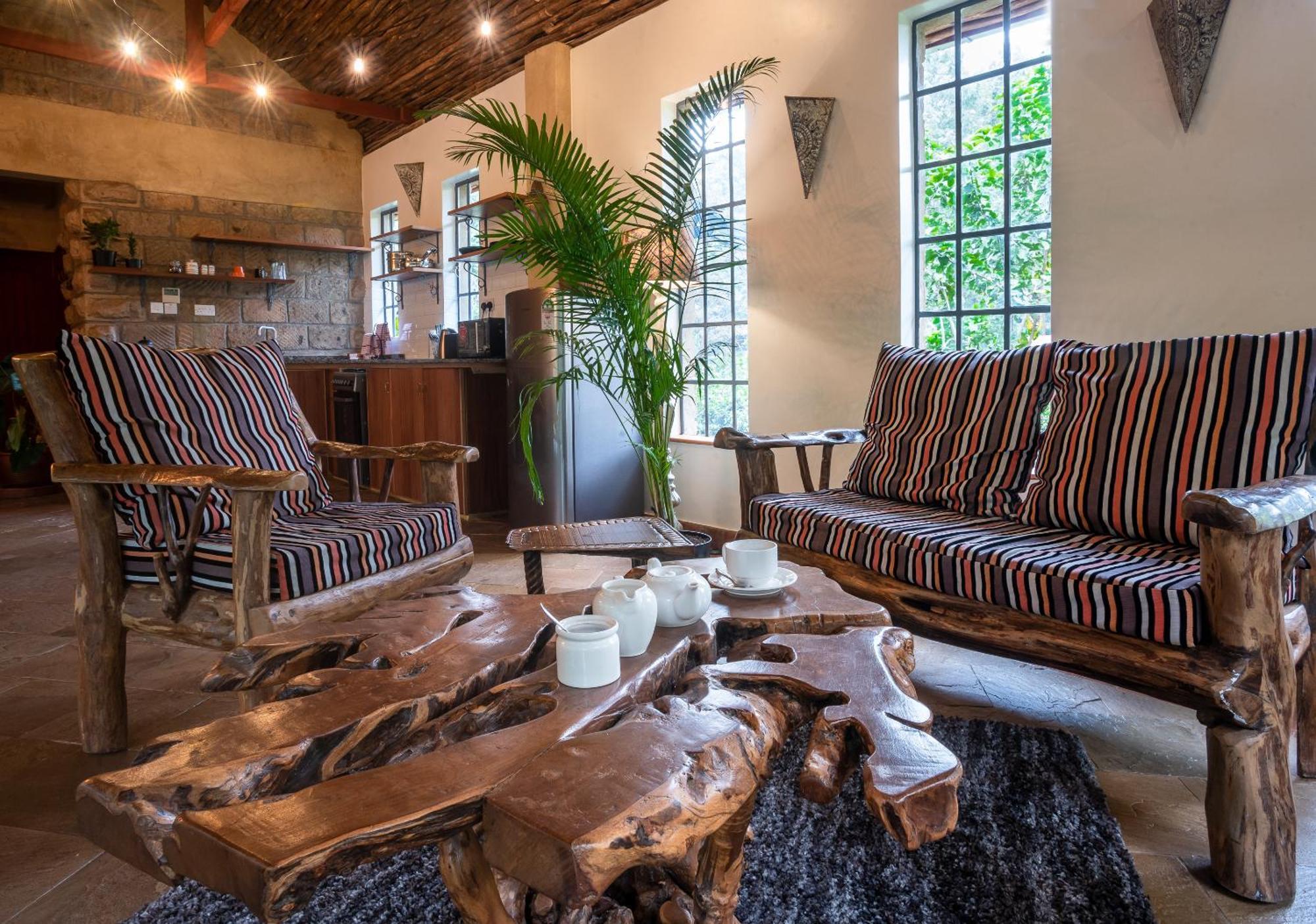 The Jungle Oasis With Heated Pool Apartment ไนโรบี ภายนอก รูปภาพ
